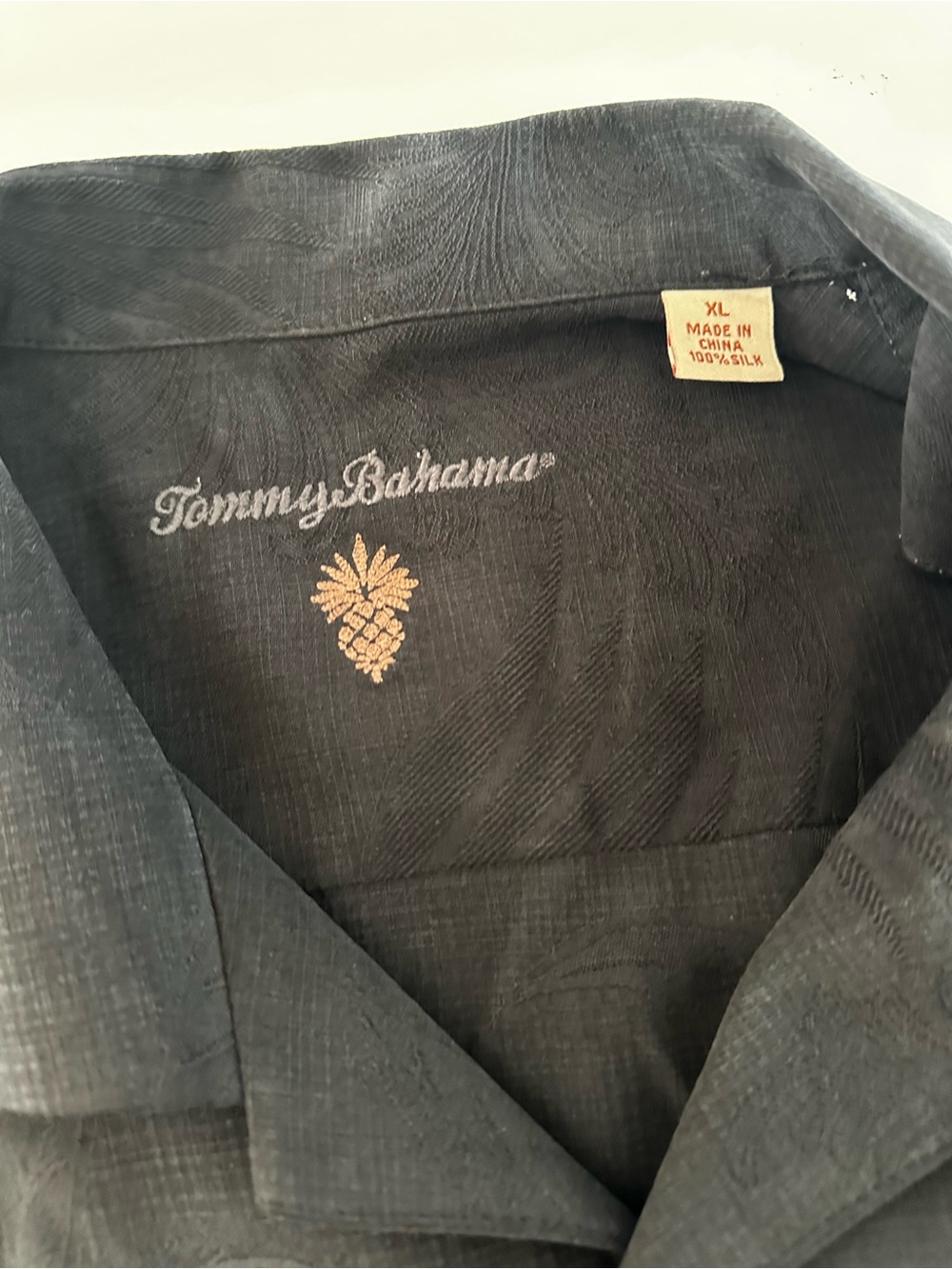Tommy Bahama Shirt Mens Sz XL Black Palm Tree Silk Resort Short Sleeve Button Up